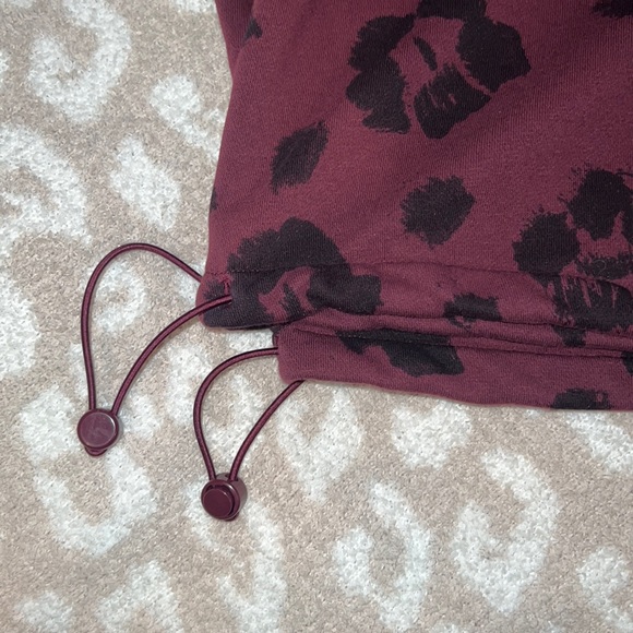 Woman’s Adidas Collared Sweatshirt. Size X-Large. EUC. - Picture 3 of 6